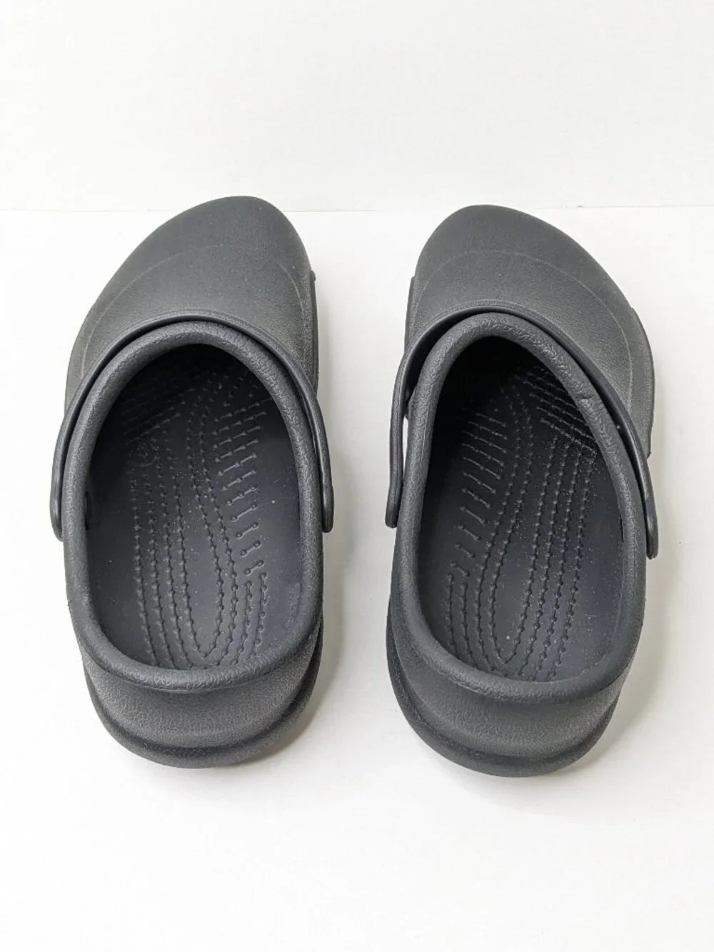 Crocs Bistro Slip Resistant Service Clogs Black Men's 10